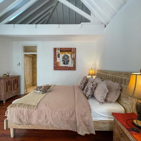 Beach House Canggu - 150M Berawa Beach Екстериор снимка