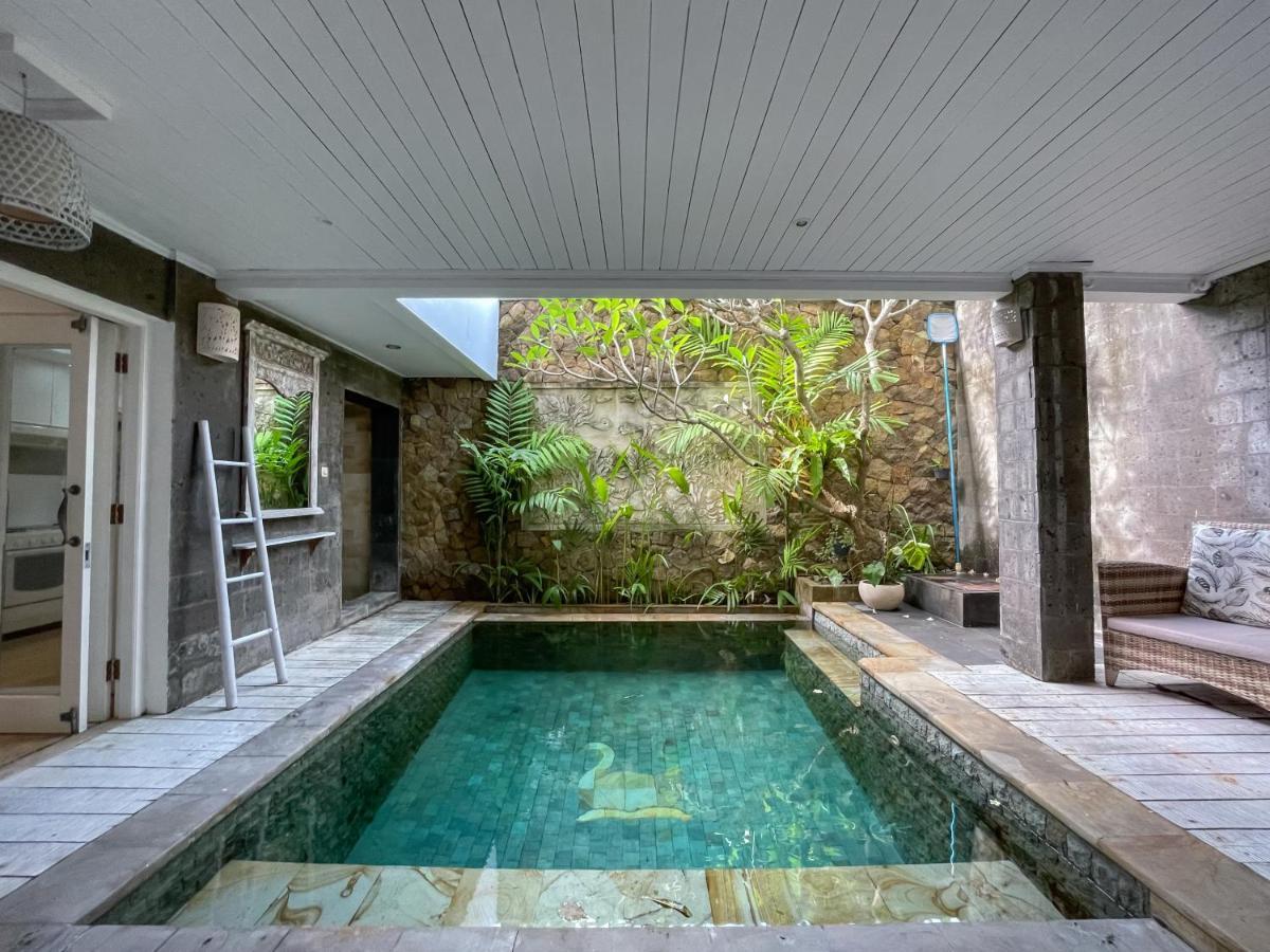 Beach House Canggu - 150M Berawa Beach Екстериор снимка