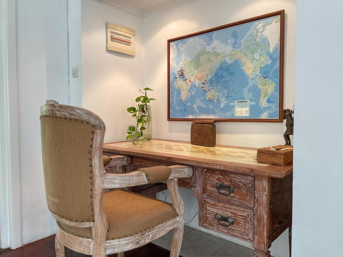 Beach House Canggu - 150M Berawa Beach Екстериор снимка